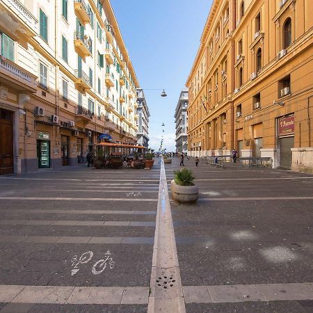 Grand Tour 4Rooms Неаполь Экстерьер фото